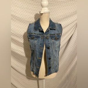 Denim Jacket with studs in the back 💙